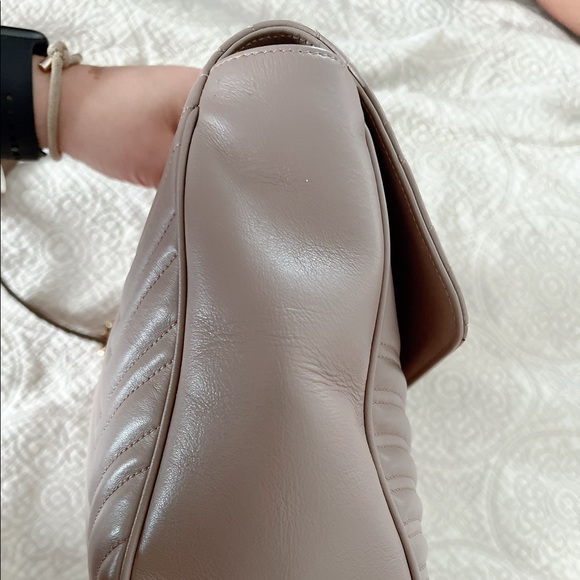 Gucci Medium GG Mormont Chain Shoulder Bag - Picture 10 of 10